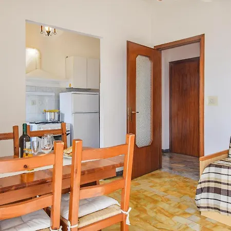 Apartment Olivo 10 Boissano